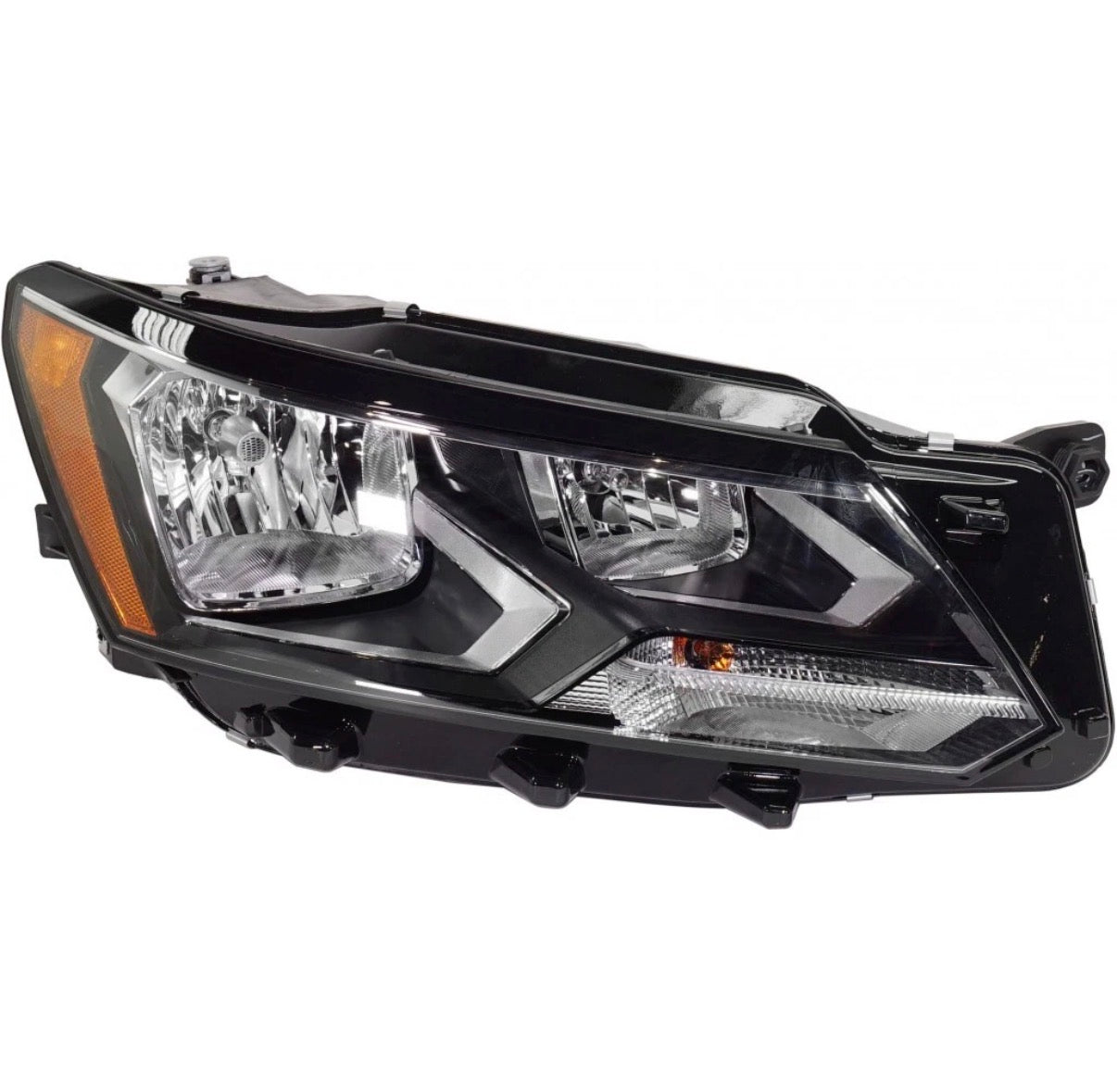 For Volkswagen Passat 2016-2019 Headlight Passenger Side | Halogen | Clear Lens 561941006F