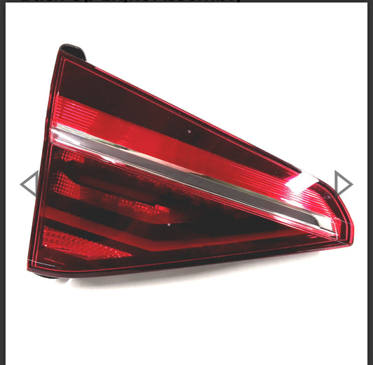 Back Up Light Assembly
Part Number: 561945307C
Supersession(s): 561-945-307-C 267076640331