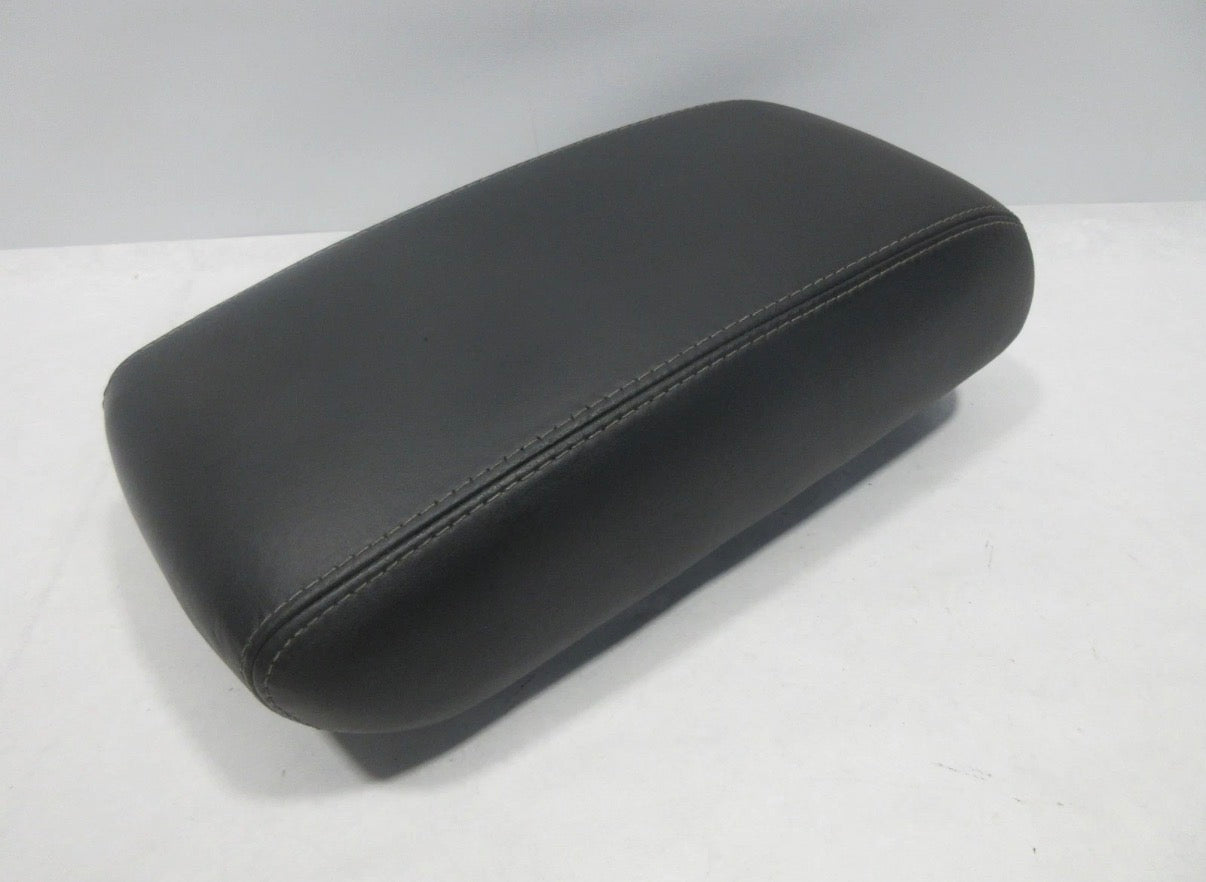 2011-2018 Jeep Grand Cherokee Armrest Center Console Cover Lid OEM Black Leather 377453896957