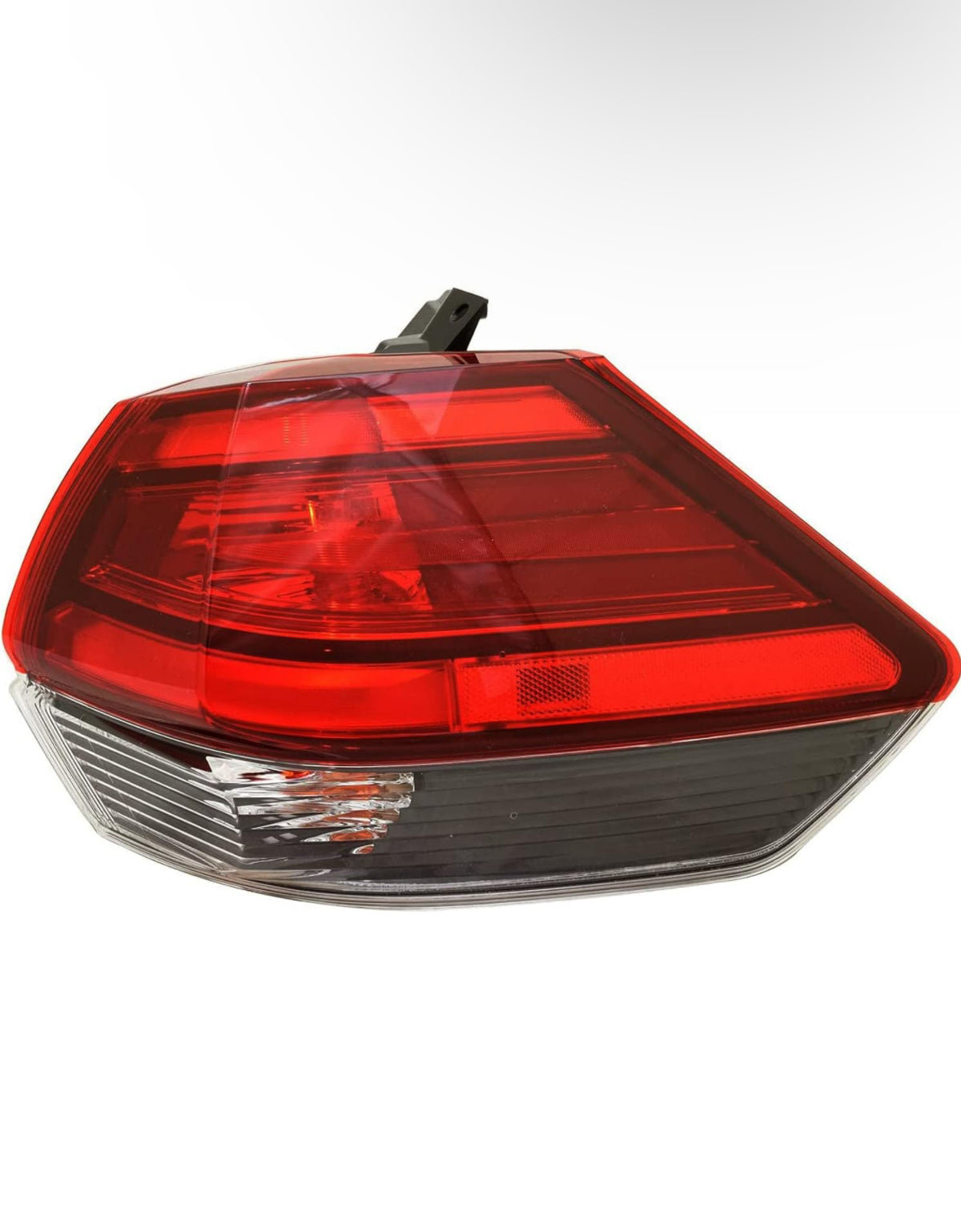 Tail Lamp Assembly - Nissan (26550-6FL0D)